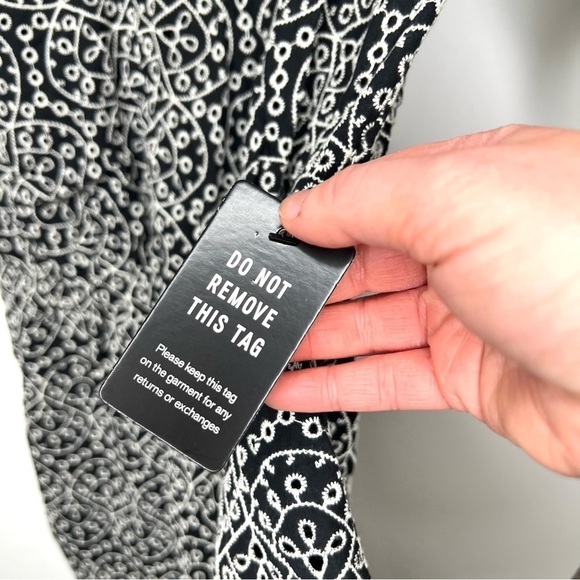 Express Boho Western Embroidered Eyelet Scallop Short Sleeve Romper Size XS - Picture 5 of 16